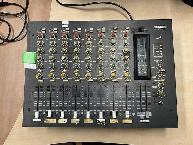 1997 dateq gpm8ti dj mixer - afbeelding 1 van  3