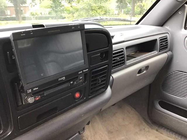 1997 dodge ram 2500 cummins dually personenauto - afbeelding 8 van  33