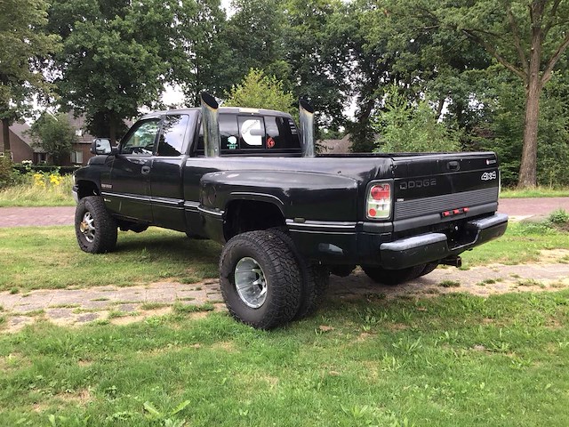 1997 dodge ram 2500 cummins dually personenauto - afbeelding 23 van  33