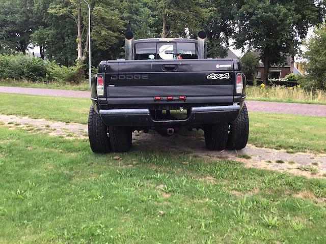 1997 dodge ram 2500 cummins dually personenauto - afbeelding 28 van  33