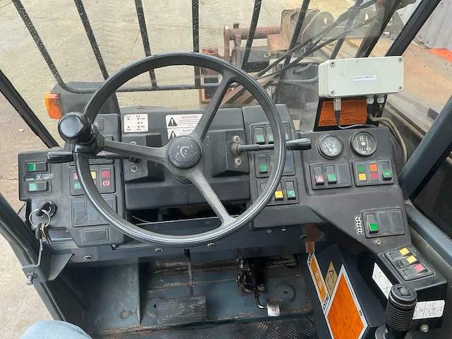 1997 fdi-sambron t30110 4x4 verreiker – 3000kg – 11 m hefhoogte - afbeelding 22 van  36