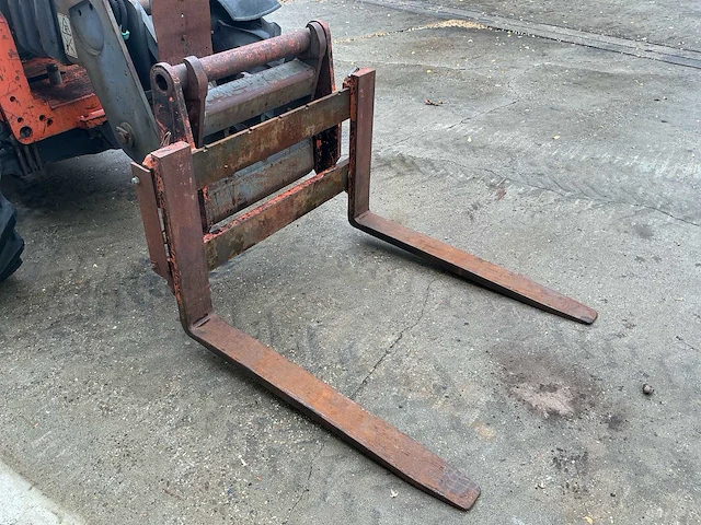 1997 fdi-sambron t30110 4x4 verreiker – 3000kg – 11 m hefhoogte - afbeelding 13 van  36
