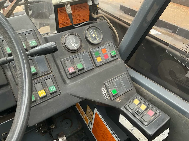 1997 fdi-sambron t30110 4x4 verreiker – 3000kg – 11 m hefhoogte - afbeelding 18 van  36