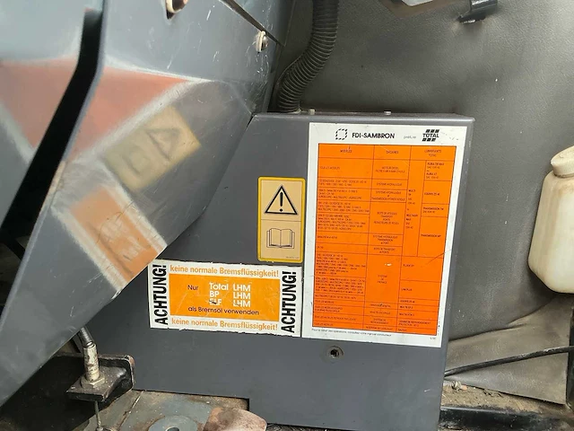 1997 fdi-sambron t30110 4x4 verreiker – 3000kg – 11 m hefhoogte - afbeelding 26 van  36