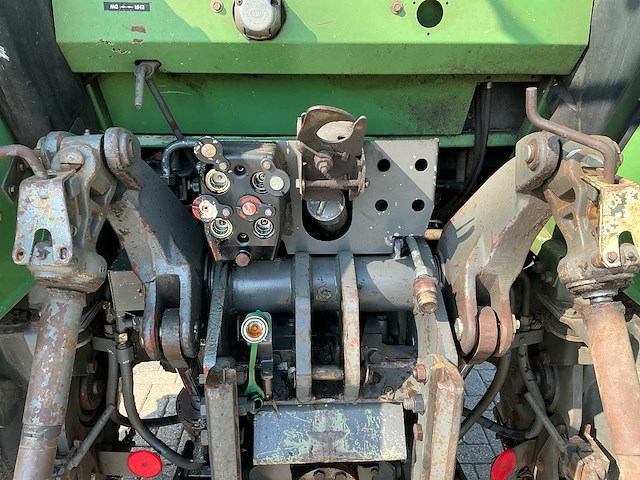 1997 fendt 512c vierwielaangedreven landbouwtractor - afbeelding 11 van  37