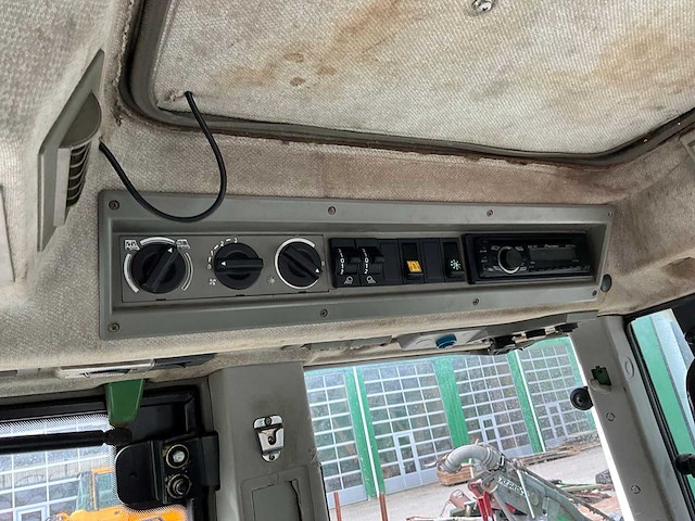 1997 fendt 816 turboshift vierwielaangedreven landbouwtractor - afbeelding 10 van  31