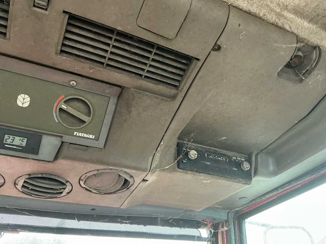 1997 fiat f100 vierwielaangedreven landbouwtractor - afbeelding 30 van  33