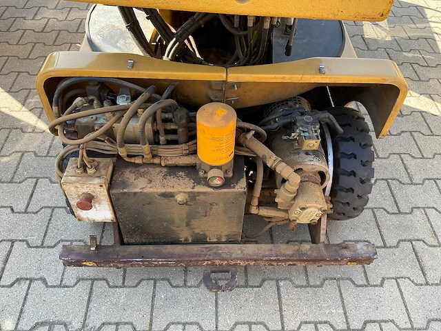 1997 grove toucan 1100 hoogwerker - afbeelding 8 van  21