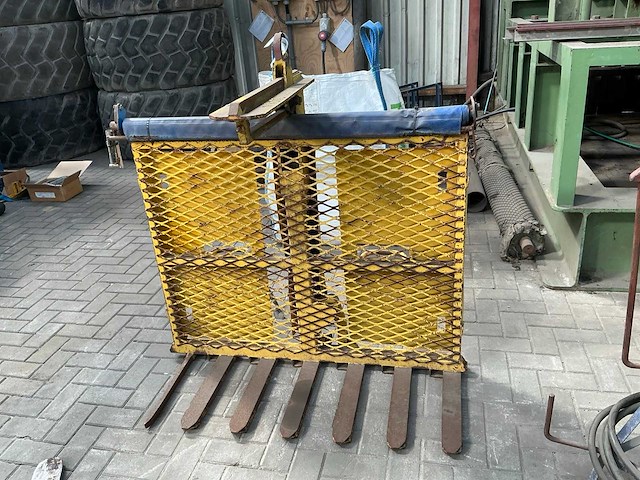 1997 gsp 310 04 halve hulo - afbeelding 1 van  5