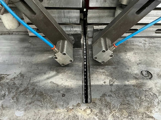 1997 häffner us161 afkortcirkelzaagmachine onderloop - afbeelding 4 van  5