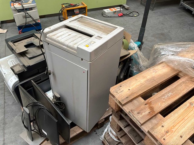 1997 ideal 2601 papier shredder - afbeelding 2 van  3