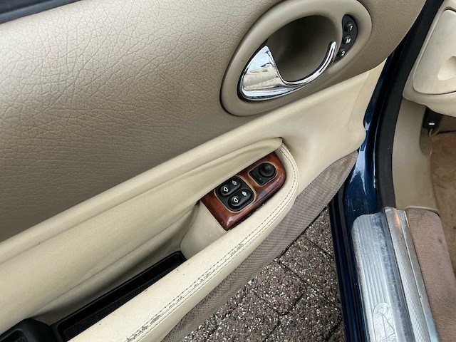 1997 jaguar xk8 - 4.0 v8 convertible - personenauto - afbeelding 22 van  39