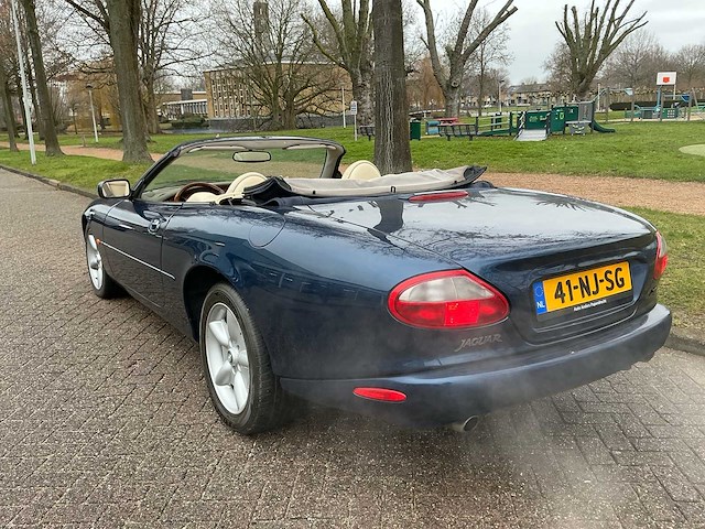 1997 jaguar xk8 - 4.0 v8 convertible - personenauto - afbeelding 23 van  39