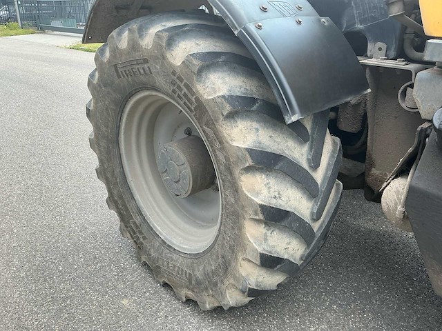 1997 jcb fastrac 1135 4ws vierwielaangedreven landbouwtractor - afbeelding 11 van  43