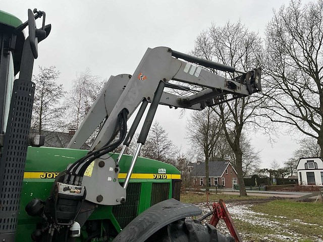 1997 john deere 7610 vierwielaangedreven landbouwtractor met voorlader - afbeelding 13 van  40