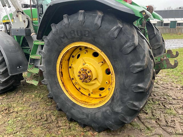 1997 john deere 7610 vierwielaangedreven landbouwtractor met voorlader - afbeelding 17 van  40