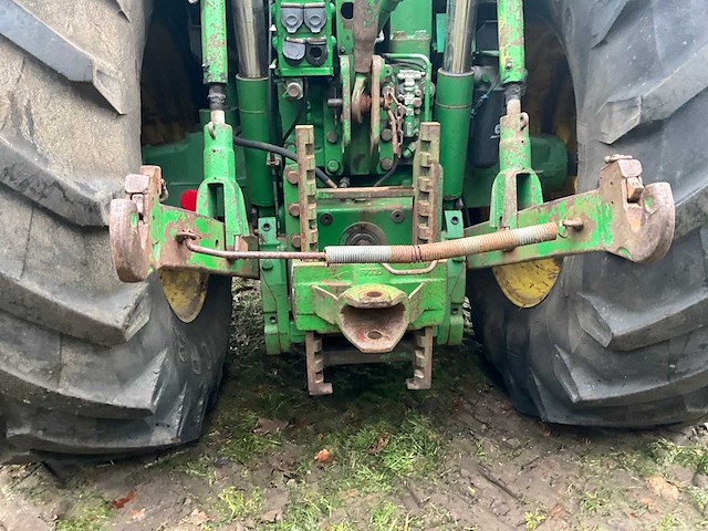 1997 john deere 7610 vierwielaangedreven landbouwtractor met voorlader - afbeelding 17 van  40