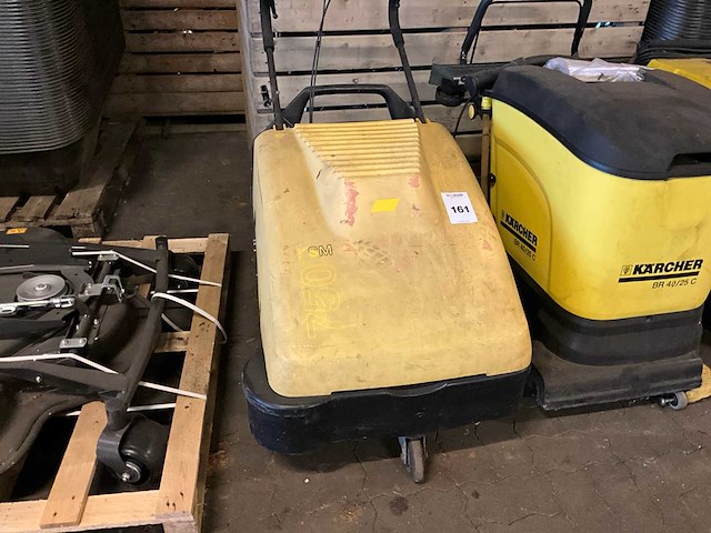 1997 kärcher ksm750 zelfrijdende veegmachine - afbeelding 3 van  6