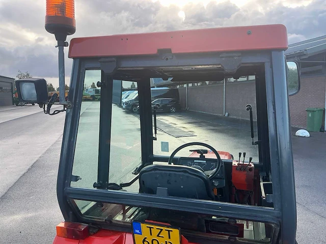 1997 kubota st-30 smalspoor- en compacttractor - afbeelding 5 van  24
