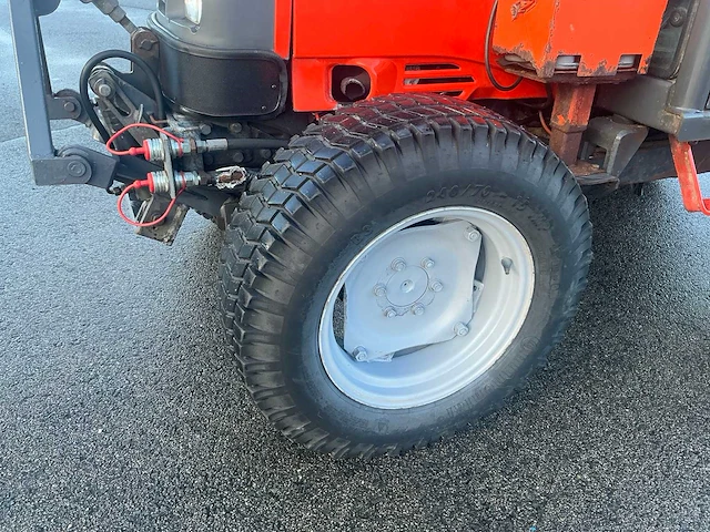 1997 kubota st-30 smalspoor- en compacttractor - afbeelding 7 van  24