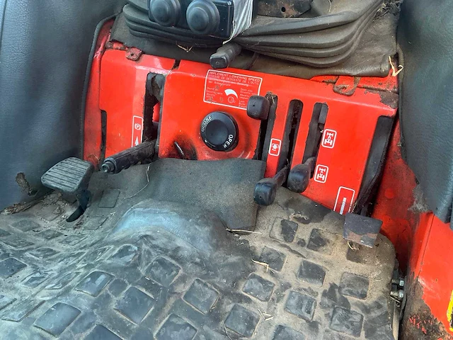 1997 kubota st-30 smalspoor- en compacttractor - afbeelding 15 van  24