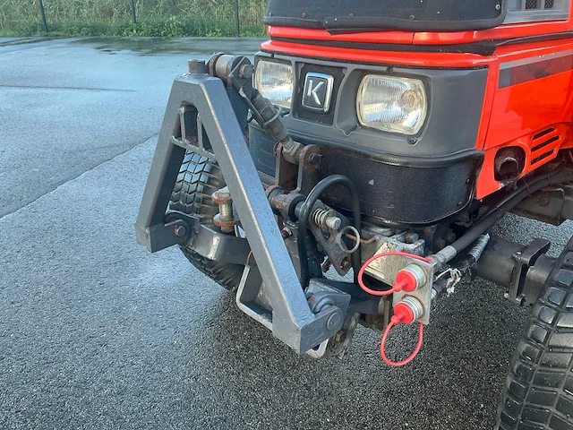 1997 kubota st-30 smalspoor- en compacttractor - afbeelding 21 van  24