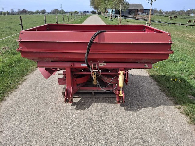 1997 lely 2.3225 kunstmeststrooier - afbeelding 7 van  7