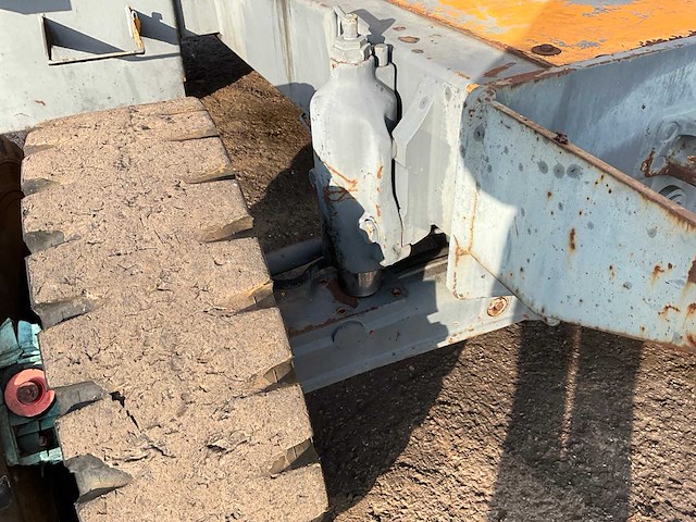 1997 liebherr a312 mobiele kraan - afbeelding 3 van  19