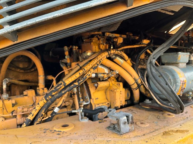 1997 liebherr a312 mobiele kraan - afbeelding 11 van  19