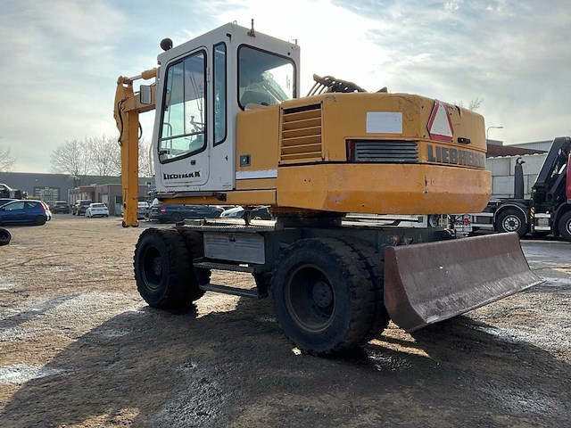 1997 liebherr a312 mobiele kraan - afbeelding 10 van  19