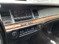 1997 lincoln town car limosine - afbeelding 11 van  16