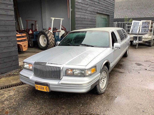 1997 lincoln town car limosine - afbeelding 2 van  16