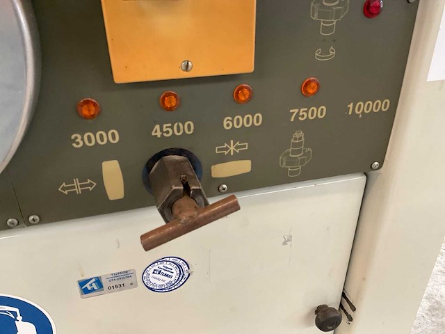 1997 magic mt6 tafel- en spilfreesmachine - afbeelding 7 van  11