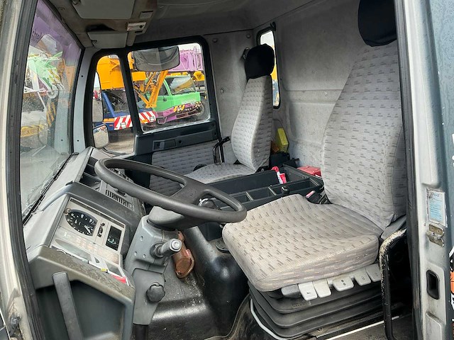 1997 man 8.113 vrachtwagen - afbeelding 7 van  9