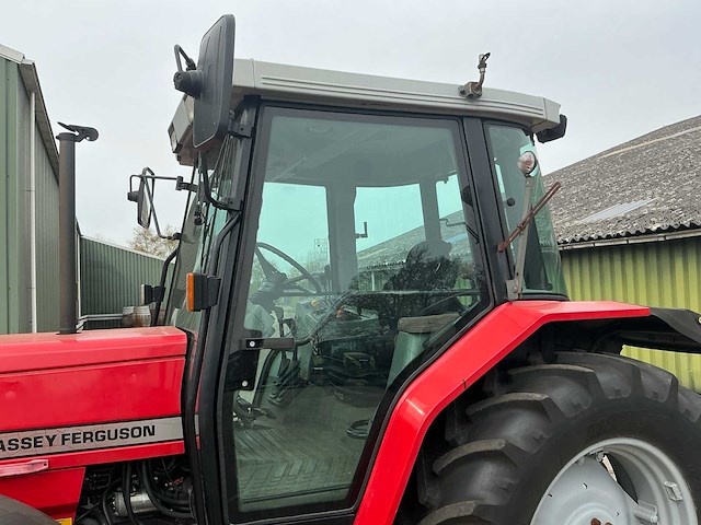 1997 massey ferguson 6130 vierwielaangedreven landbouwtractor - afbeelding 6 van  32