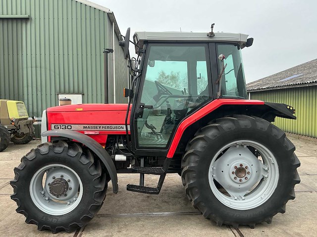 1997 massey ferguson 6130 vierwielaangedreven landbouwtractor - afbeelding 28 van  32