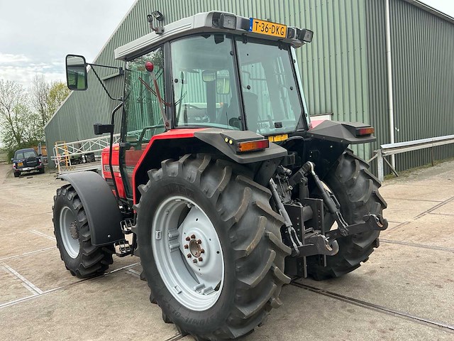 1997 massey ferguson 6130 vierwielaangedreven landbouwtractor - afbeelding 29 van  32
