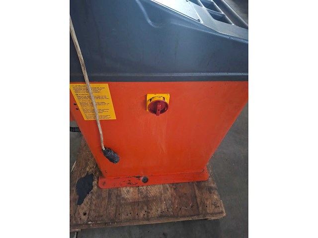 1997 mf/rema tiptop mt2200 banden balanceerapparaat motor - afbeelding 9 van  10