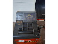 1997 mf/rema tiptop mt2200 banden balanceerapparaat motor - afbeelding 8 van  10