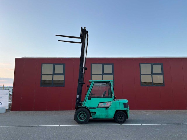 1997 mitsubishi fd40 vorkheftruck - afbeelding 10 van  10