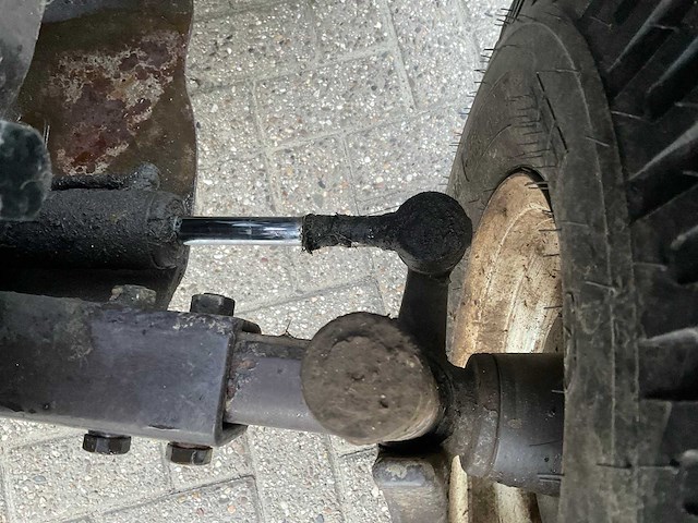 1997 new holland 70-86s smalspoortractor - afbeelding 2 van  25