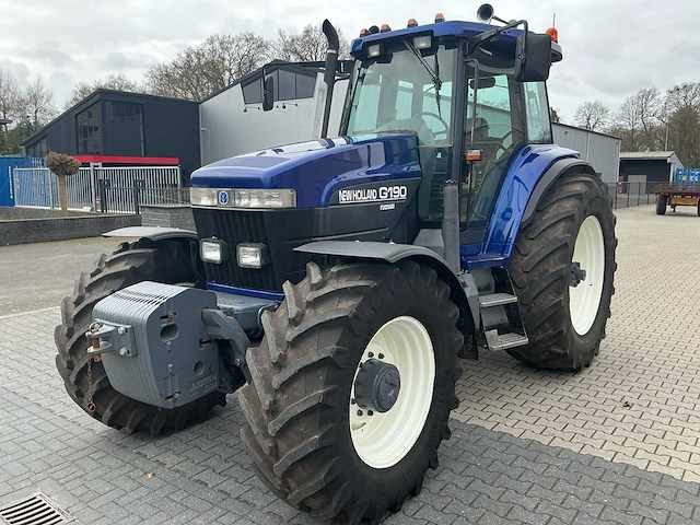 1997 new holland g190 vierwielaangedreven landbouwtractor - afbeelding 1 van  35