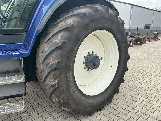 1997 new holland g190 vierwielaangedreven landbouwtractor - afbeelding 14 van  35