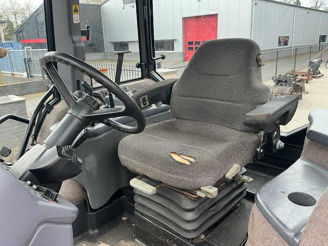 1997 new holland g190 vierwielaangedreven landbouwtractor - afbeelding 17 van  35