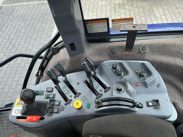 1997 new holland g190 vierwielaangedreven landbouwtractor - afbeelding 20 van  35