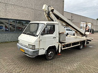 1997 nissan trade 3.0 tdi lwb vrachtwagen hoogwerker - afbeelding 1 van  8