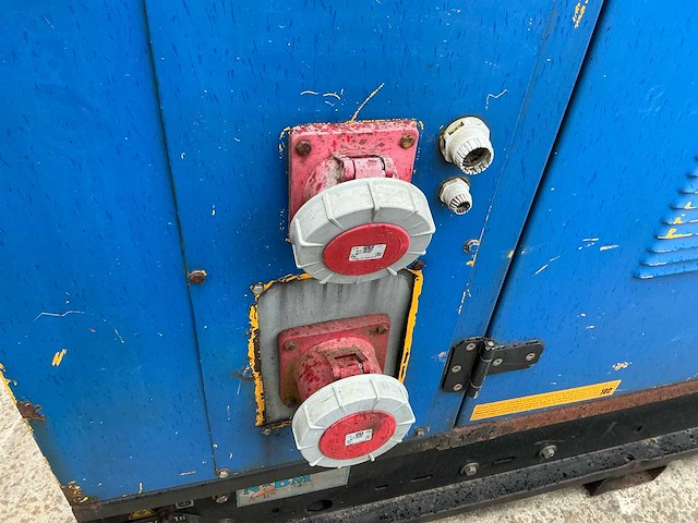 1997 noodstroomaggregaat 100kva - afbeelding 10 van  14