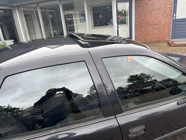 1997 opel vectra 1.8i-16v gl personenauto - afbeelding 11 van  26