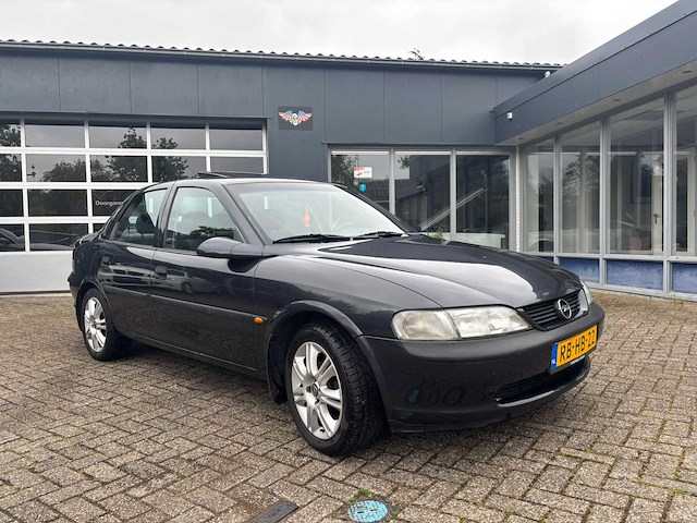 1997 opel vectra 1.8i-16v gl personenauto - afbeelding 12 van  26