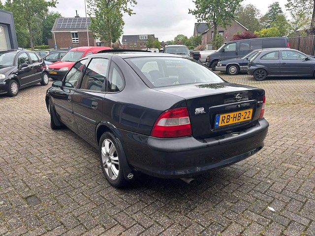 1997 opel vectra 1.8i-16v gl personenauto - afbeelding 23 van  26